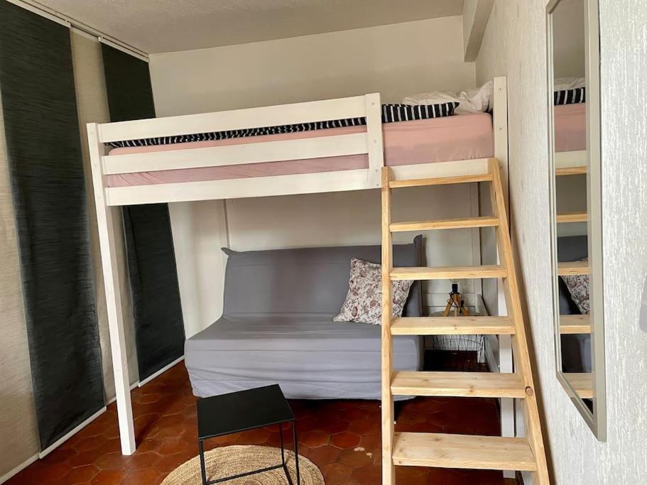 Maison A Proximite De Barbizon / Fontainebleau / A6 Saint-Sauveur-sur-Ecole Eksteriør bilde