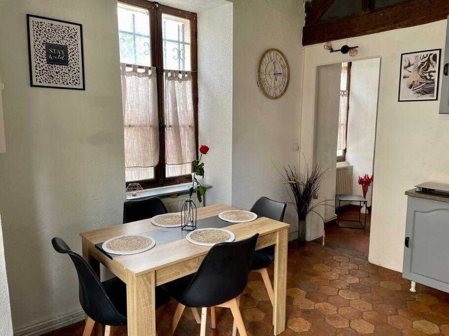 Maison A Proximite De Barbizon / Fontainebleau / A6 Saint-Sauveur-sur-Ecole Eksteriør bilde